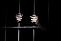  فرار نحو 70 سجينا من أحد سجون لبنان ومقتل 5