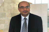   شاهد: النائب أبو شحادة "نتابع تعويضات المصالح التجارية واقامة مراكز لفحص الكورونا بيافا والمنطقة"