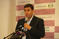  المحامي خالد زبارقة يدعو الشباب الى الحذر في التعامل مع شبكات التواصل الاجتماعي 