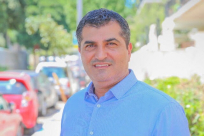 فيديو: مقابلة للقناة العاشرة مع المرشح في قائمة احنا البلد المحامي أمير بدران