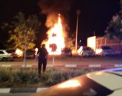 اللد: احتراق شاحنة تتبع للبلدية في المدينة