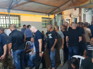  بالصور: وفود تُقدّم واجب العزاء لعائلة شقرة بمدينة يافا 