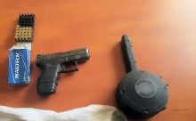 الشرطة: العثور على مسدس واعتقال مشتبه "18 عاماً" في اللد 