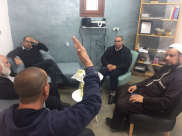  يافا: سكرتير لجنة المتابعة العليا للجماهير العربية في زيارة لمقبرة طاسو 