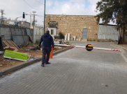  فيديو: لجنة اكرام الميت تباشر بتركيب بوابة حديدية داخل مقبرة طاسو بيافا