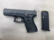 الرملة: ضبط مسدس واعتقال مشتبه "20 عاماً" 