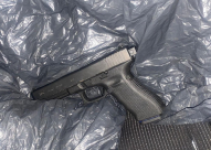 يافا: اعتقال قاصرين بشبهة حيازة مسدس وذخيرة