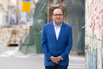 النائب سامي أبو شحادة يطالب بإنشاء جسم تحقيق مستقل يحقق في جرائم الشرطة