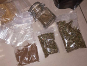 الرملة: اعتقال شاب بشبهة بيع وتجارة السموم 