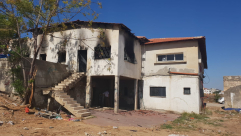 اللد: مناشدة لمساعدة عائلة بحي شنير بعد احتراق منزلهم