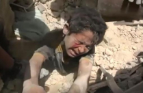 "عمران جديد" يصرخ من تحت الركام: عطشان جيبولي ميه ( فيديو )