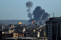 3 شهداء بينهم سيدة حامل وطفلتها في سلسلة غارات إسرائيلية على غزة