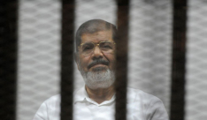 وفاة الرئيس المصري المعزول محمد مرسي أثناء محاكمته
