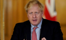 خروج رئيس الوزراء البريطاني من وحدة العناية المركزة