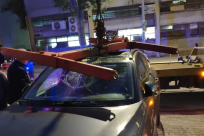 فيديو: تحطّم زجاج سيارة أثناء محاولة سحبها قرب ملعب بلومفيلد بيافا 