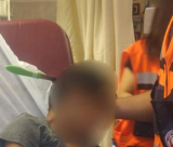 صورة: طفل من المثلث يصل المستشفى والسكين مغروسة في رأسه 