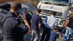 المركبة تقل عائلة من يافا.. 4 إصابات في حادث طرق مروّع في نابلس