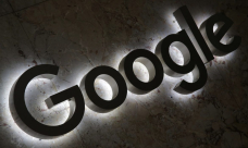 رئيس غوغل السابق: هذا مصير الإنترنت بعد 10 سنوات