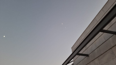 القبة الحديدية تتعقب صواريخ غزة في سماء يافا