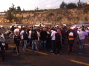 فيديو شرطة الإحتلال تعرقل مسيرة الدراجات وتطالب إنزال العلم الفلسطيني