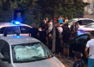  شهود عيان: الشرطة تعتقل شاباً بعد الاعتداء في حي النزهة بيافا 