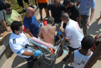 بالفيديو: إصابة خطيرة لشاب تعرض لحادث غرق على شاطئ ناخوم جولدمان بيافا 