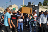 بالفيديو: جموع غفيرة تشارك في تشييع جثمان الحاج أبو توفيق دبسي بمدينة اللد