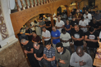   بالفيديو والصور: شعائر صلاتي العشاء والتراويح في مسجد المحمودية بيافا