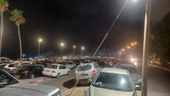 يافا: اكتظاظات مرورية في شوارع المدينة ازاء توافد الآلاف من النزلاء