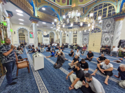 بالصور: الشيخ رفاد غانم يحل ضيفًا على مجالس الإيمان في مسجد النزهة