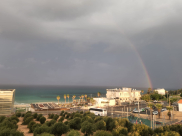 الطقس: أمطار متفرقة وأجواء باردة نسبياً