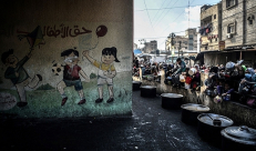 ‎الحرب على غزة تدخل يومها الـ113: شهداء وإصابات في قصف شرق رفح