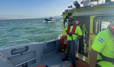 انقلاب قارب وانتشال 11 شخصا في بحيرة طبرية