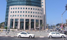  خطوات احتجاجية لـ 2000 موظف حكومي في تل ابيب بدءً من يوم الاحد