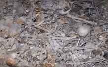  كي لا ننس - ألم يحن الوقت لتشكيل لجنة تقصي حقائق للكشف عن حقيقة القبور الجماعية في الكازاخانة؟