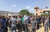 سخنين : هدم منزل المواطن حسين عثمان وصدامات عنيفة بين الشرطة والمحتجين