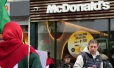 سعيا لتعويض خسائرها… ماكدونالدز تخفض أسعار وجباتها لمواجهة المقاطعة