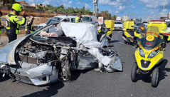  مصرع شخص بحادث بين شاحنة ومركبة بمركز البلاد