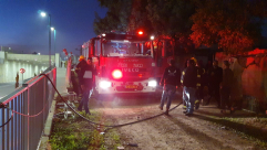 فيديو: حريق داخل منزل بمدينة اللد دون اصابات 