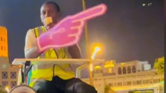 في قطر: عامل مترو بالمونديال يتحول لنجم .. ما قصته؟