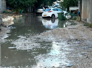 مياه الأمطار تغمر الشوارع في اللد والرملة