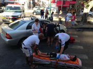  بالصور: إصابة طفيفة لسيدة وطفلها بحادث طرق بشارع شديروت يروشلايم بيافا 