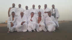    بالصور: معتمرو اللد والرملة الفوج الثاني يصلون إلى مكة المكرّمة 