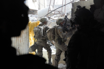 رفح: مقتل 3 جنود إسرائيليين وإصابة 6 آخرين بينهم 3 جراحهم خطيرة