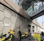  اصابة حرجة لشخص اثر سقوطه عن جسر للمشاة بتل ابيب