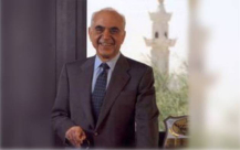 وفاة رجل الأعمال اليافاوي والمحسن الكبير عمر عبد الفتاح العقاد 