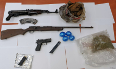 الشرطة: ضبط أسلحة وسموم في كفر قاسم واعتقال 4 من اللد 