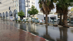  بالفيديو: مدينة الرملة تستقبل أمطار الخير صباح اليوم