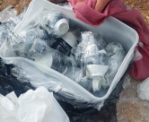 اللد: ضبط 25 قنبلة يدوية في منطقة مفتوحة بالمدينة 