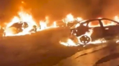 4 قتلى وإحراق سيارات .. شجار عنيف في العيزرية شرق القدس